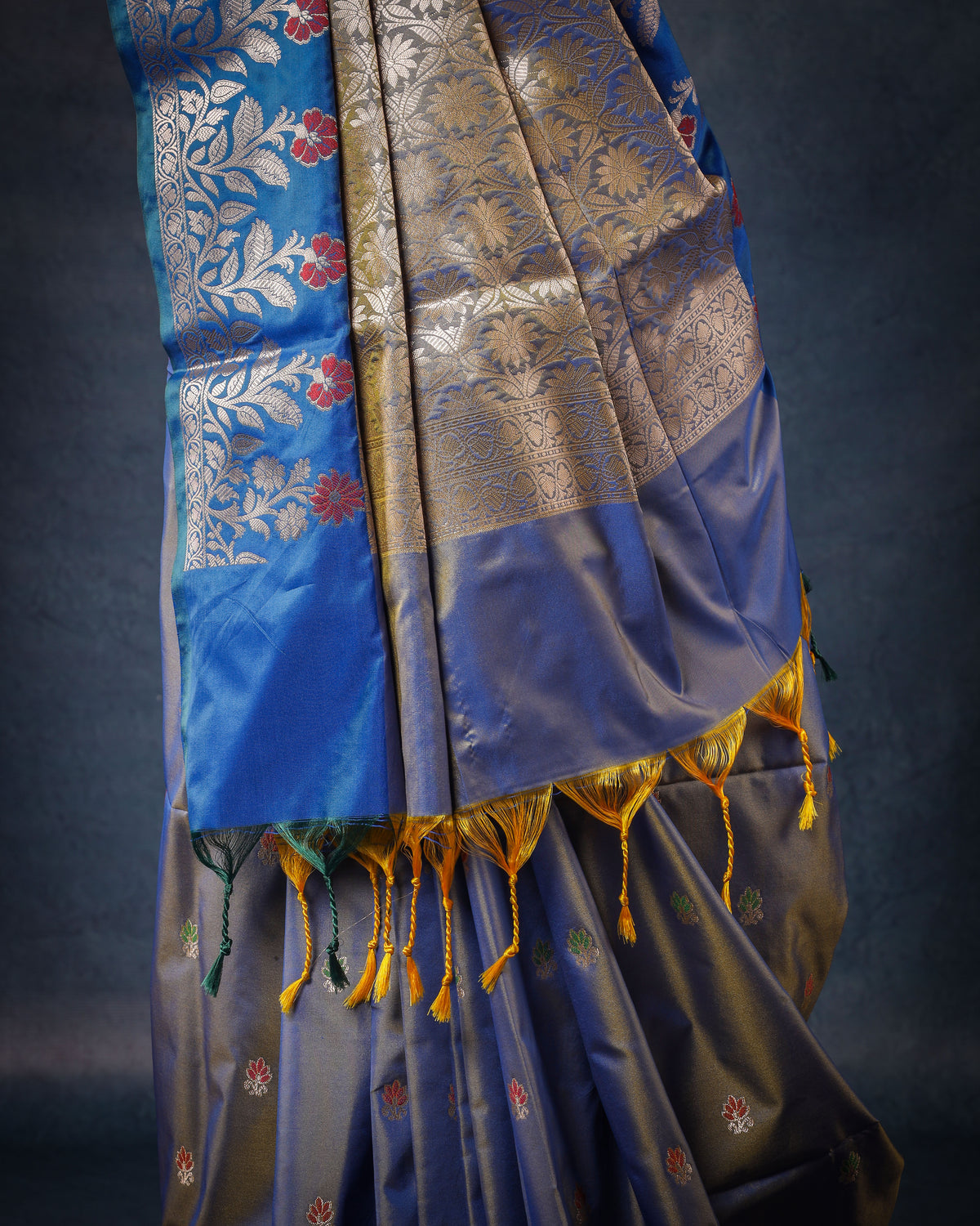 royal blue a silk fancy open border butty self saree