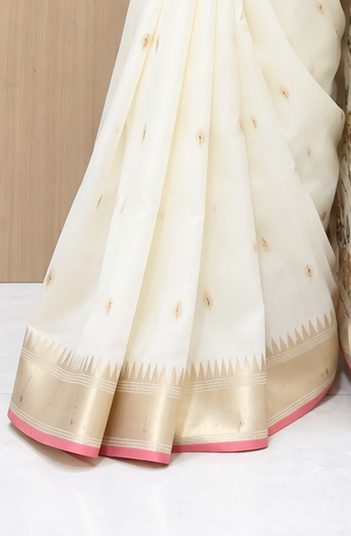 Ivory Chiniya Silk Saree with Floral Paithani Pallu & Contrast Border
