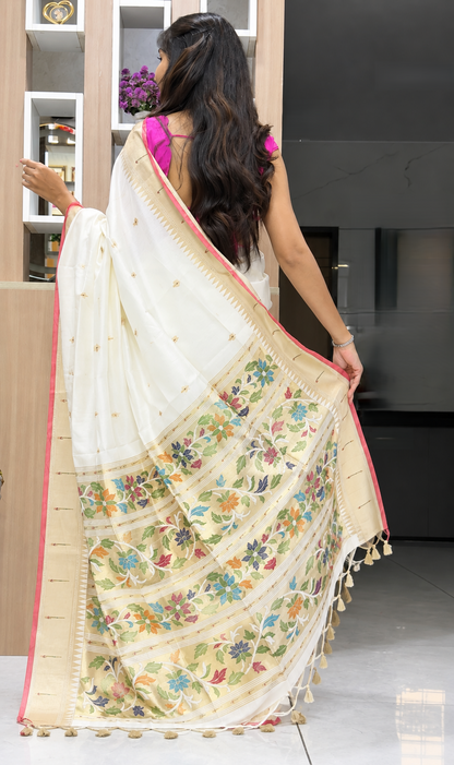 Ivory Chiniya Silk Saree with Floral Paithani Pallu & Contrast Border