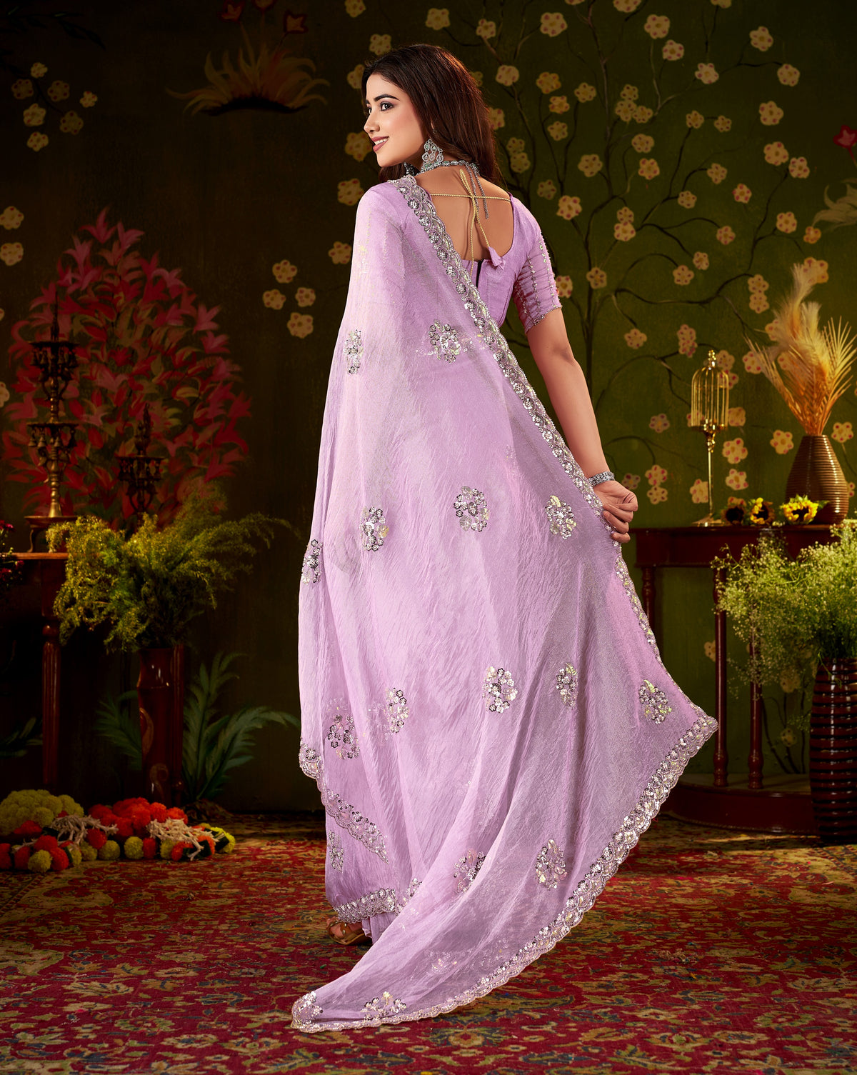 chhoga lavender floral motif saree back view