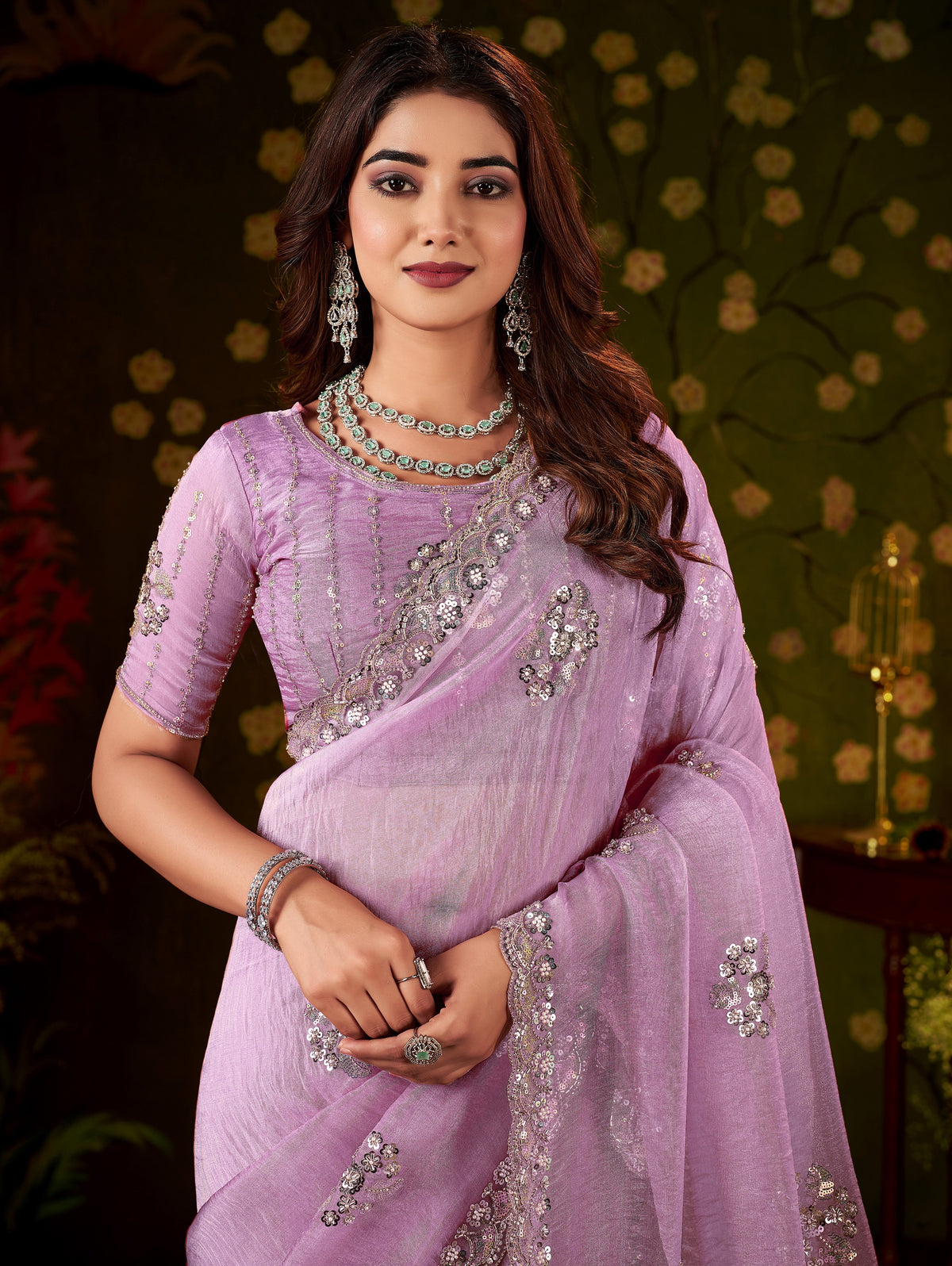 Chhoga Lavender Floral Motif Saree scalloped border with intricate bead work