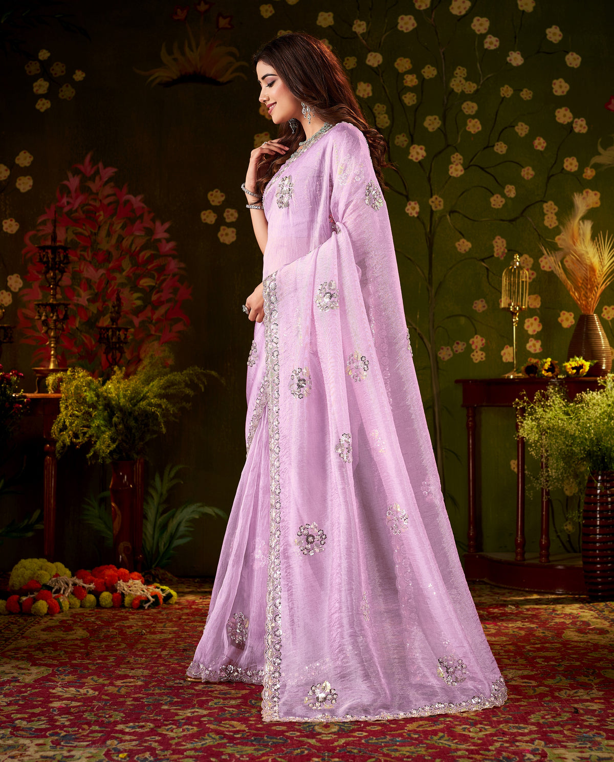 Chhoga Lavender Floral Motif Saree pallu with delicate floral hand embellishments