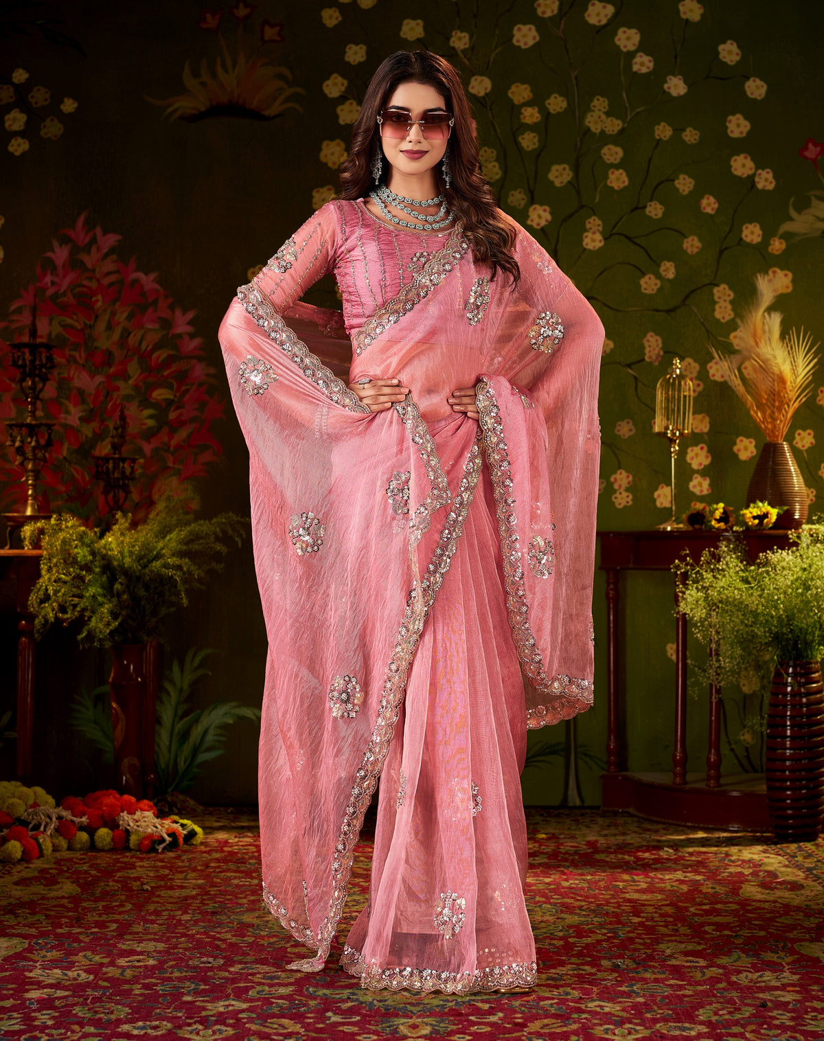 Chhoga Rose Pink Floral Motif Saree elegant front pose